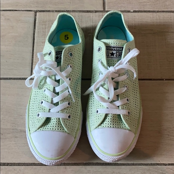 lime green converse shoes